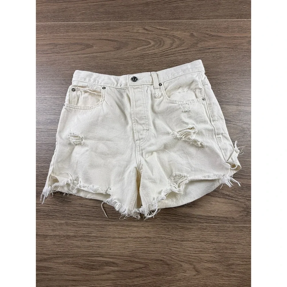 We The Free Free People Makai Cutoff Distressed Shorts Size 26 off White